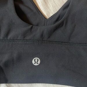 Lululemon sport bra size 6